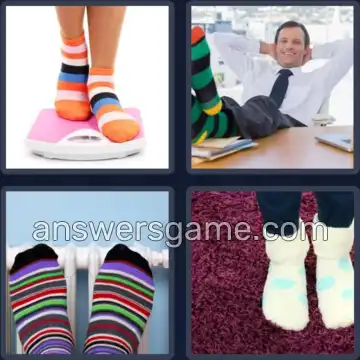 4 Pics 1 Word 5 Letters SOCKS
